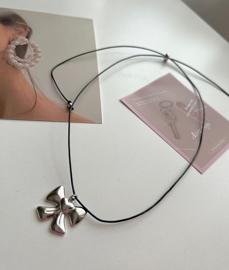 yun Big Ribbon Heart Stainless Steel Cowhide Rope Strap Strap Long Layered Necklace