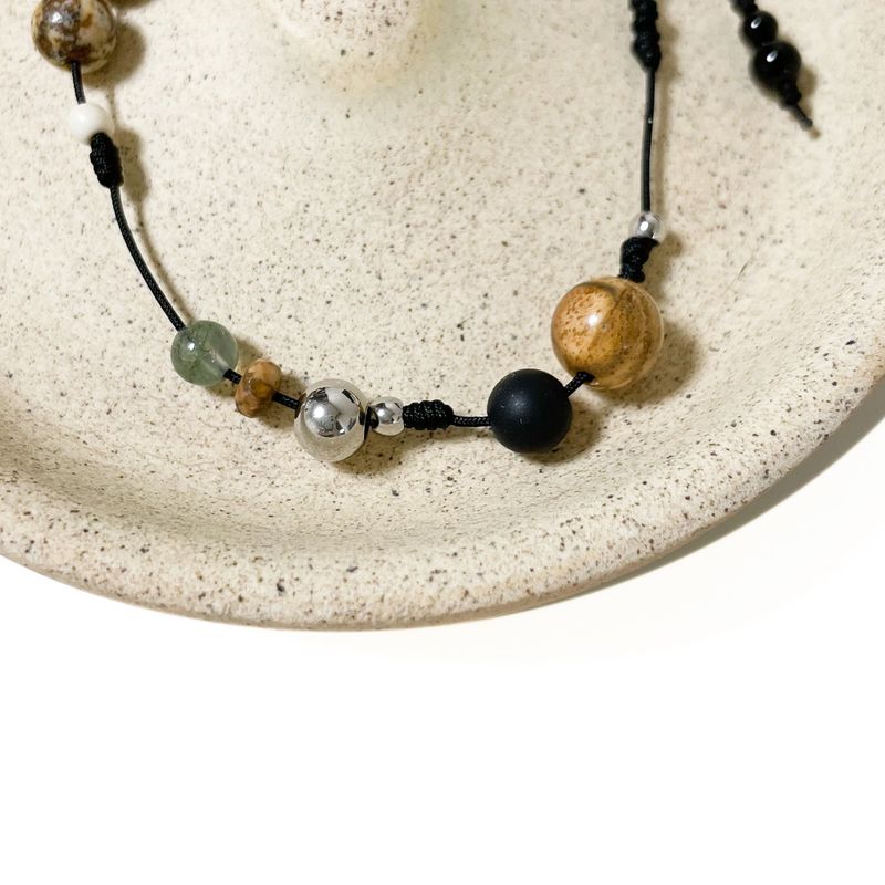 The grain of wood gemstone bracelet