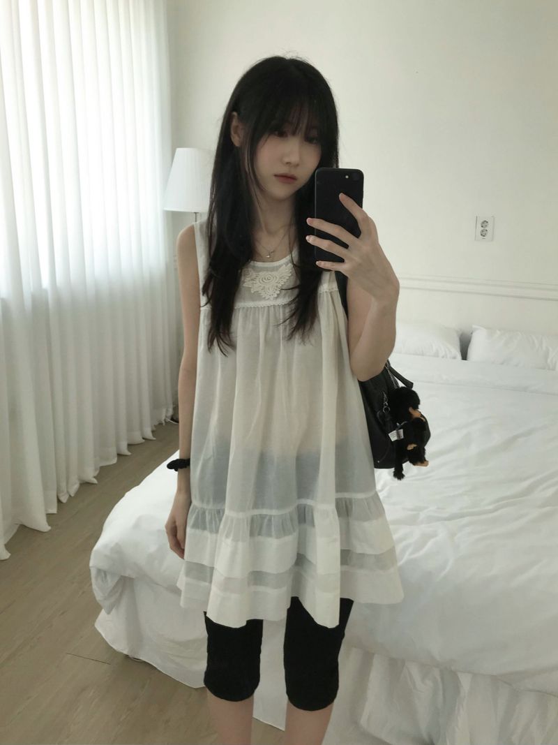 Flower Cancan dress (one color)
