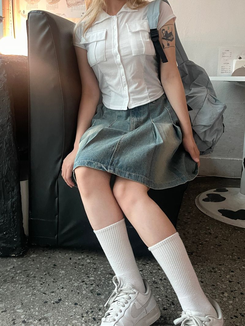 heenytsuki（ヒニツキ）の「ビンテージウォッシングデニムテニススカート（スカート）」