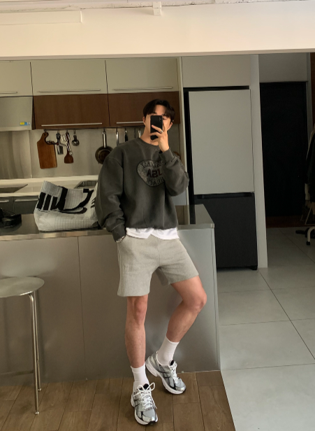Muid USA Siesta Pigment Overfit Sweatshirt
