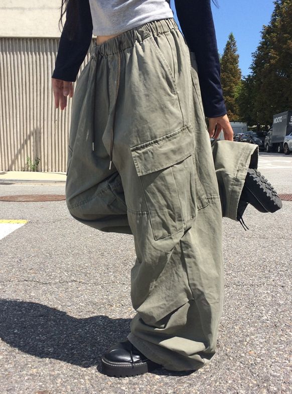 [UNISEX] ニゲ ピグメント バンディング カーゴ ワイドパンツ