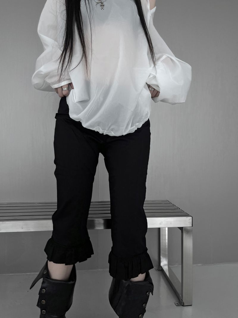 URBAN UNIQUE(アーバンユニーク)の「frill capri pants(Pants)」