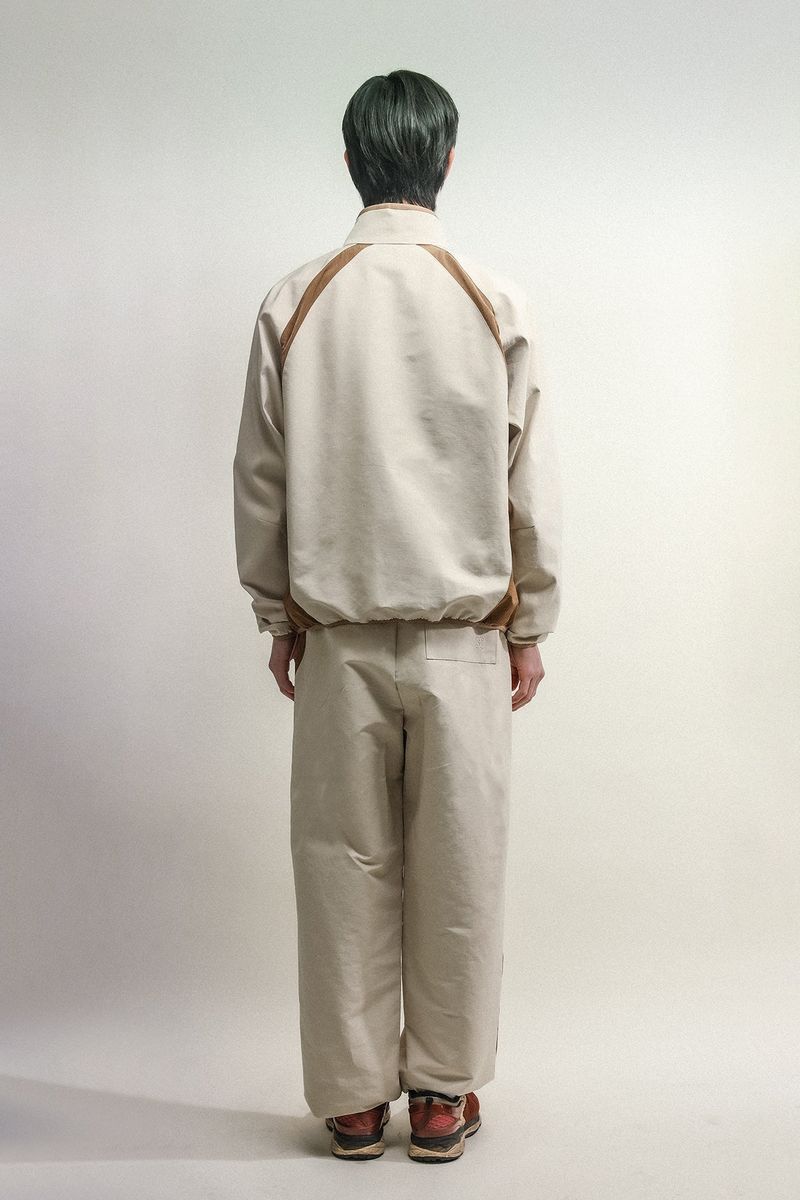 ASYMMETRIC WAVE ZIPPED JACKET-ECRU BROWN