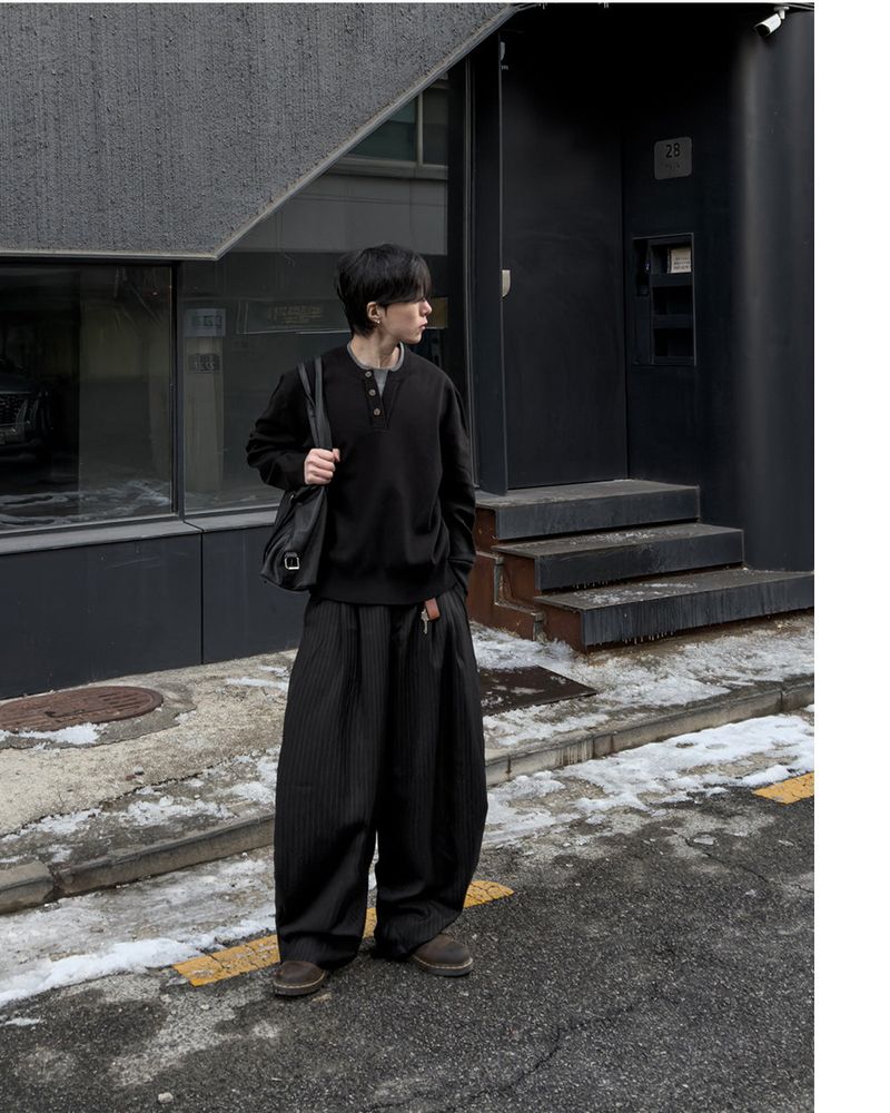 Lentic Side Pintuck Striped Slacks