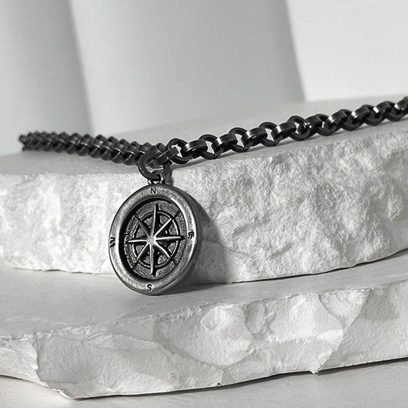 ss-compass motive bold chain necklace_SS BLACK