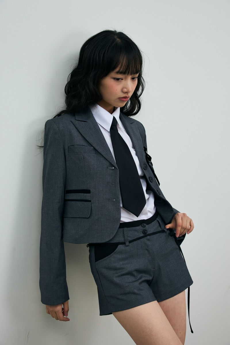 ASTRAL CROP JACKET / CHARCOAL