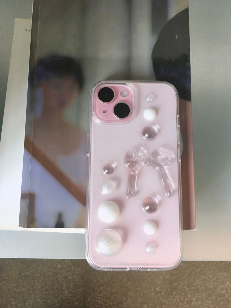 dangdoroom（ダンドルーム）の「[MADE] ラトルリボンレジンケース（スマホグッズ/小物）」