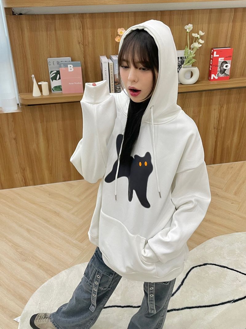Black cat hood T