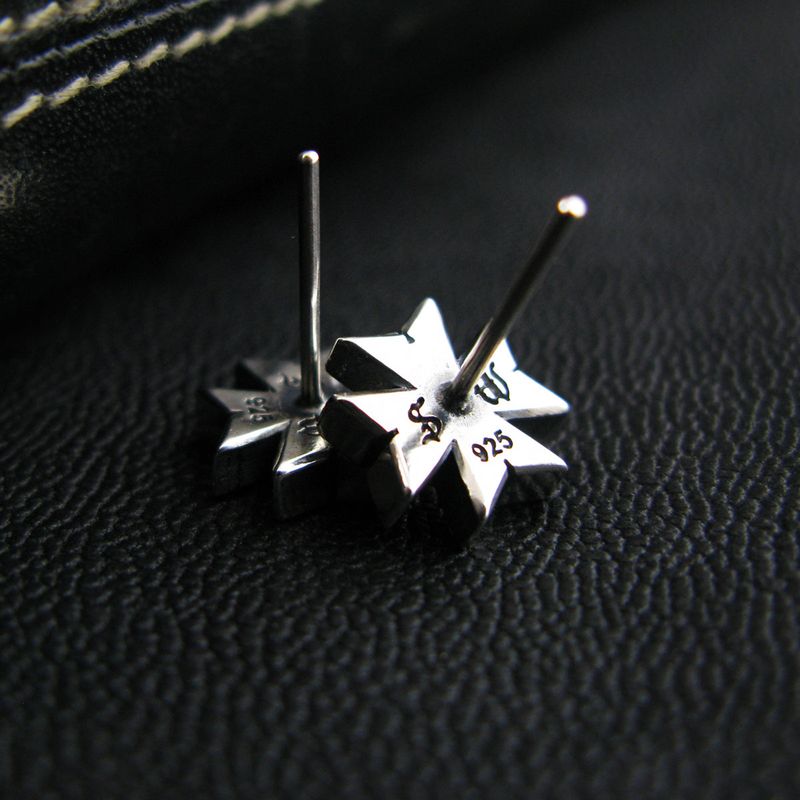 Destiny-S1 silver stud earring