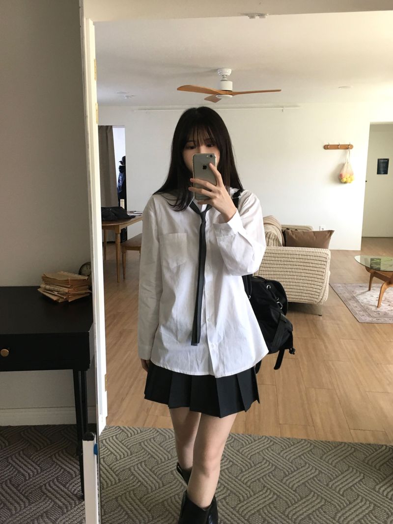 Kitten（キッテン）の「Basic Cotton Shirt (one color)（Tops）」