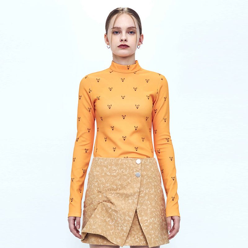 KIMZISU(キムジス)の「Heart Universe Mock Neck T-Shirt _ Orange(Tops)」