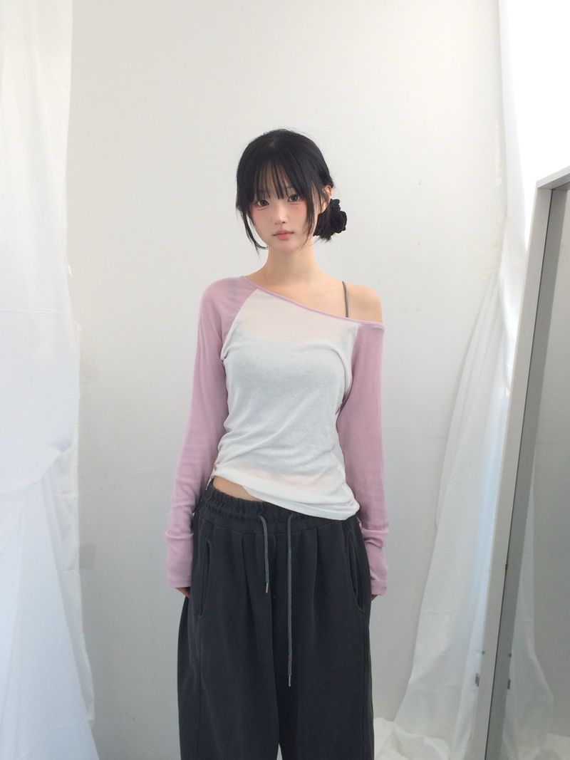 ner.ui.bin（ノエビン）の「Loose Mood Off T（Tops）」