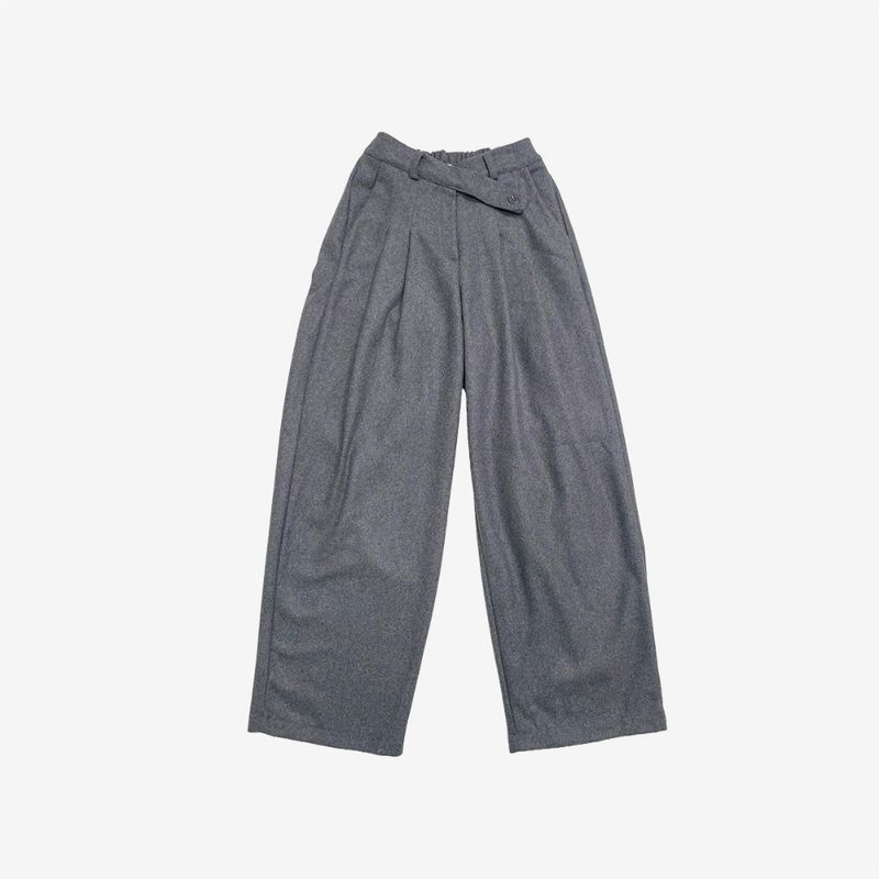 Moan Wool Diagonal Pin Tuck Pants