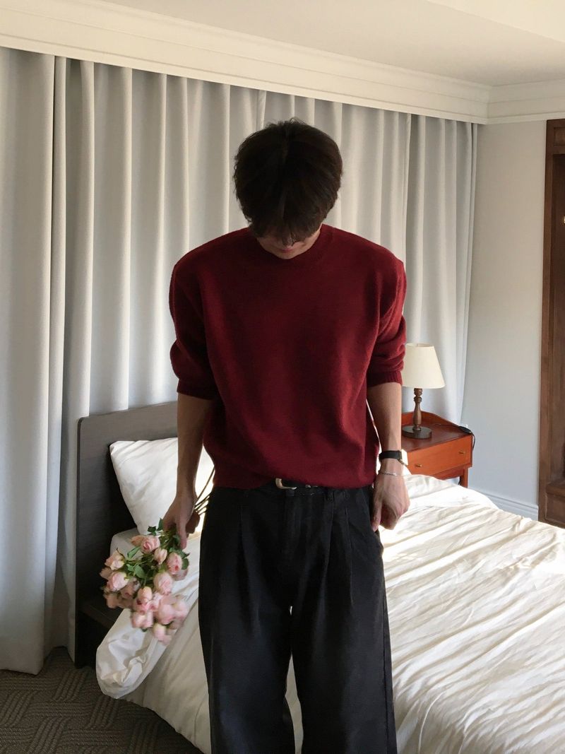 Even Soft Wool Round-Neck Knit