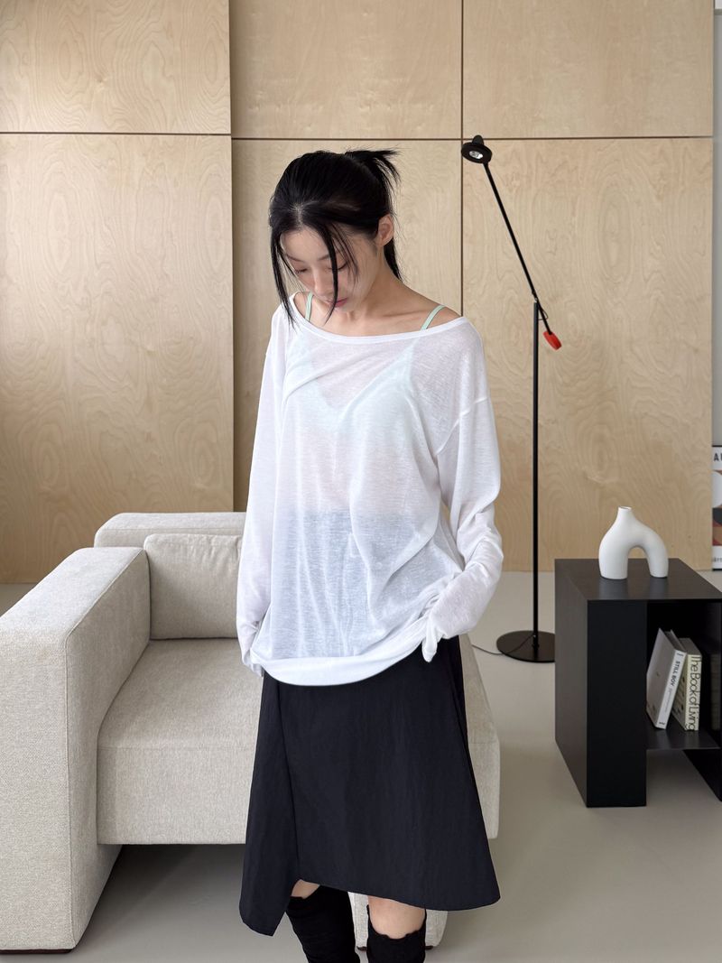 SUMMER LIGHT TOP