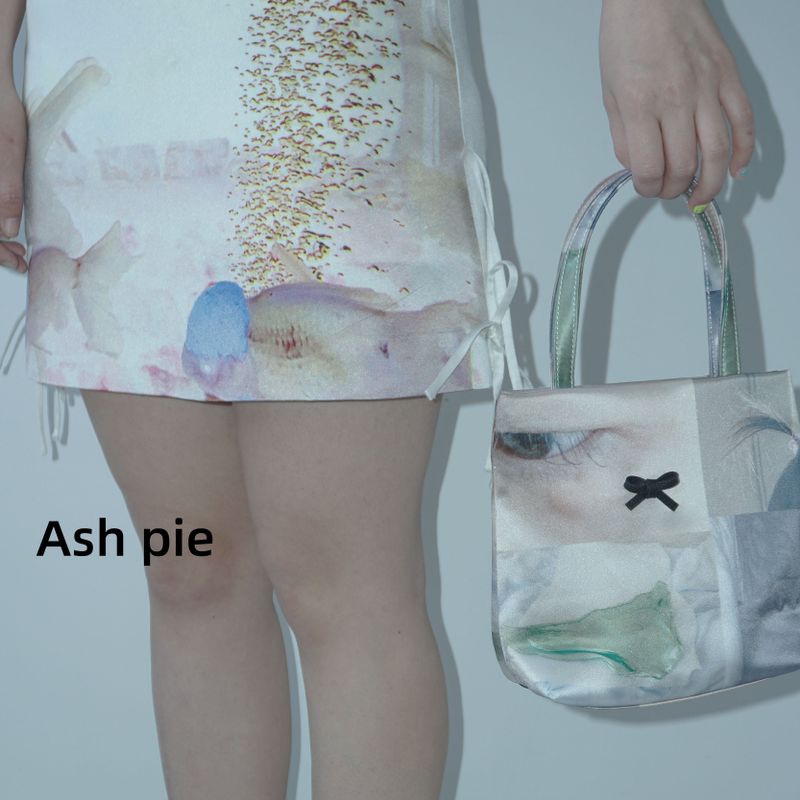 Ash pie（アッシュパイ）の「プリントスモールバッグ（バッグ）」