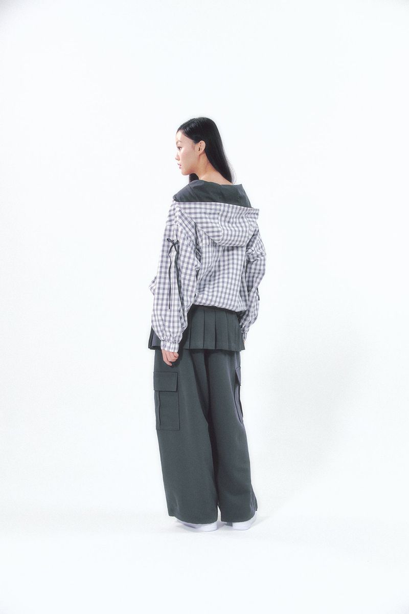 Pleats Skirt Cargo Pants Set Charcoal