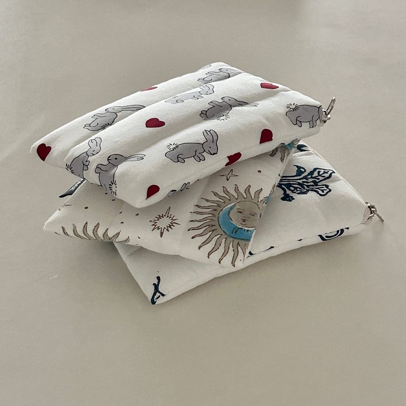 block pouch