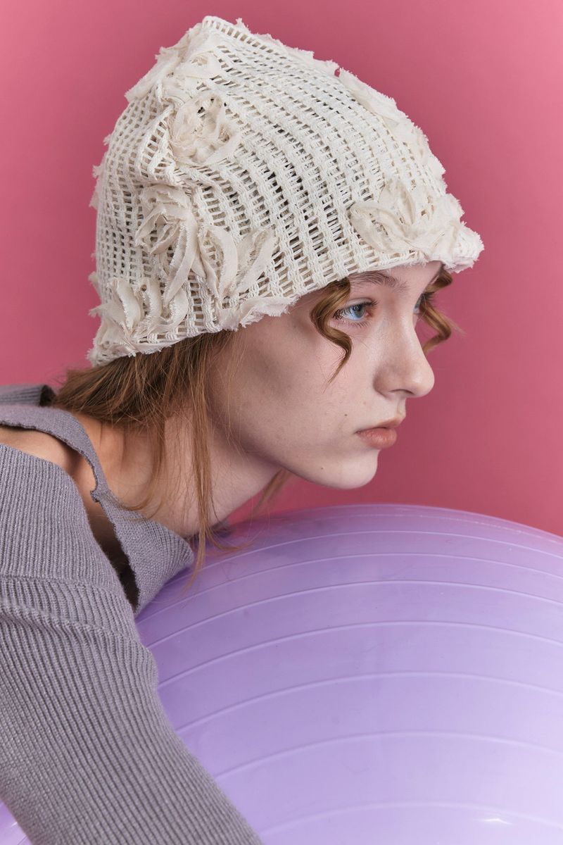 ROSA KNIT BEANIE IN IVORY