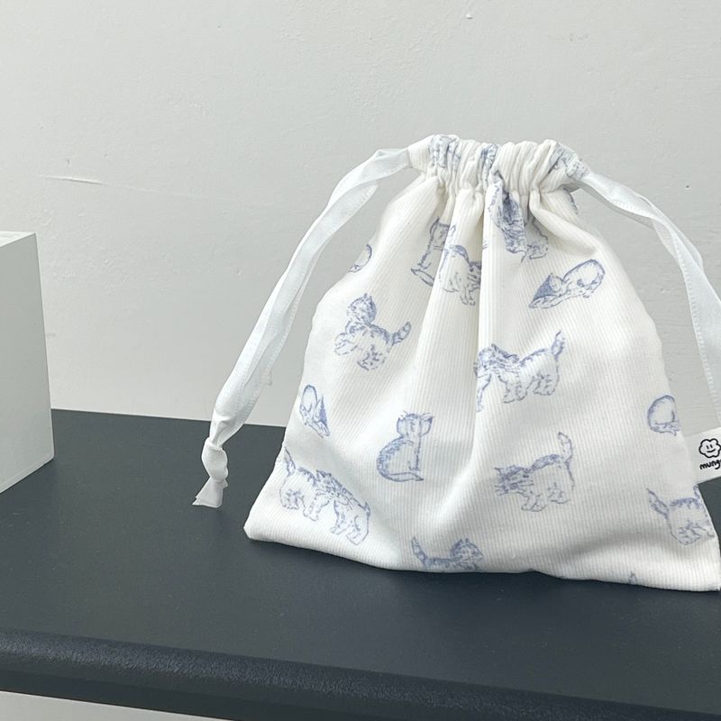 CAT STRING POUCH
