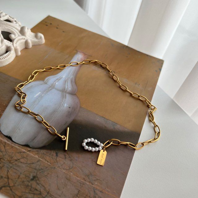 jum Pearl Guest Look Toggle Bar Bold Short Chain Necklace