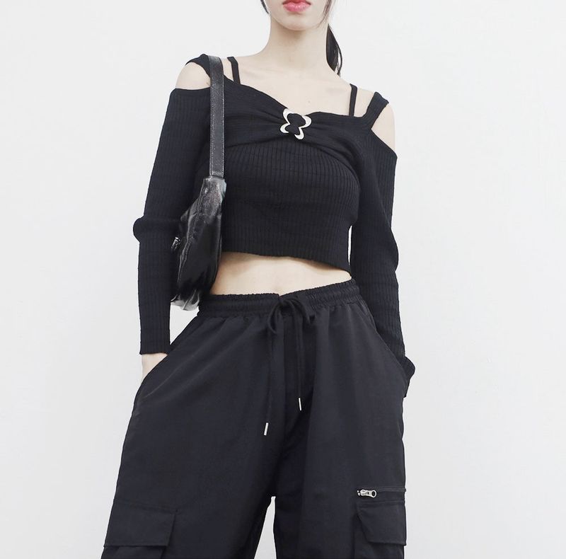 NONCODE（ノンコード）の「Mire off-shoulder cropped knitwear（Tops）」