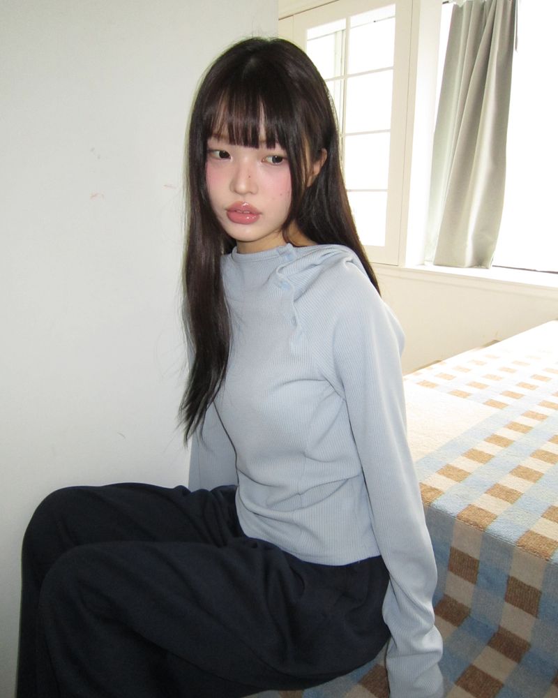 Tern High-Neck Hood Button T-Shirt