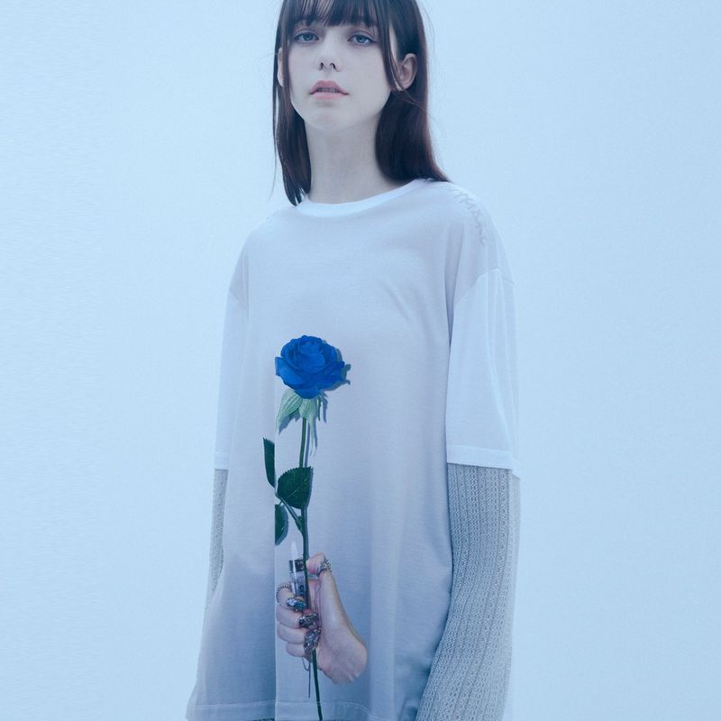 CLUT STUDIO(クラットスタジオ)の「0 6 blue rose layered t-shirt(Tops)」