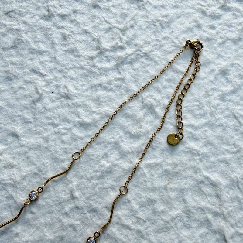 Soft Gleam Necklace