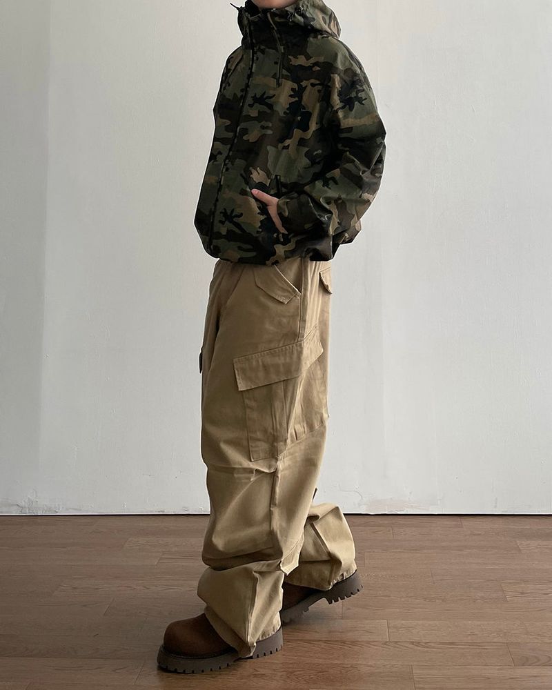 Hide Camo Windbreaker
