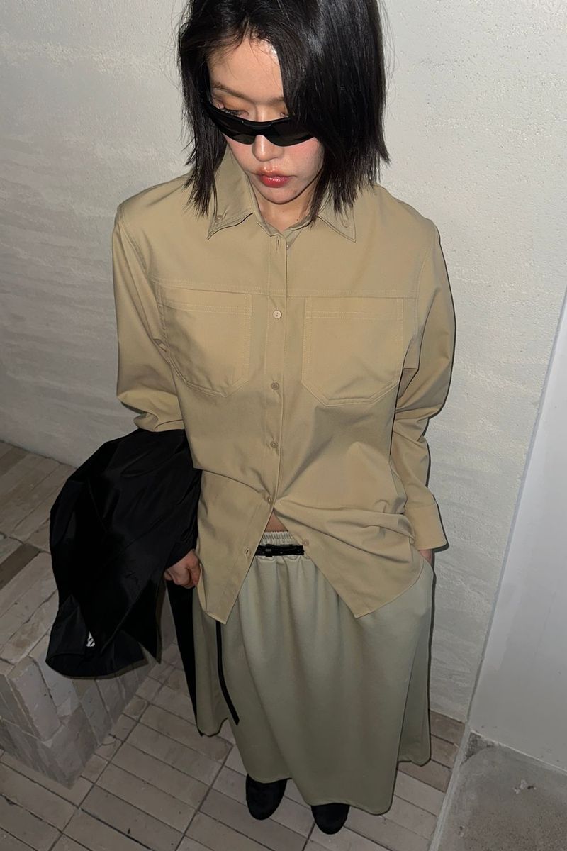 Loventina（ラヴェンティナ）の「DOUBLE COLLAR SHIRT_BEIGE（Tops）」