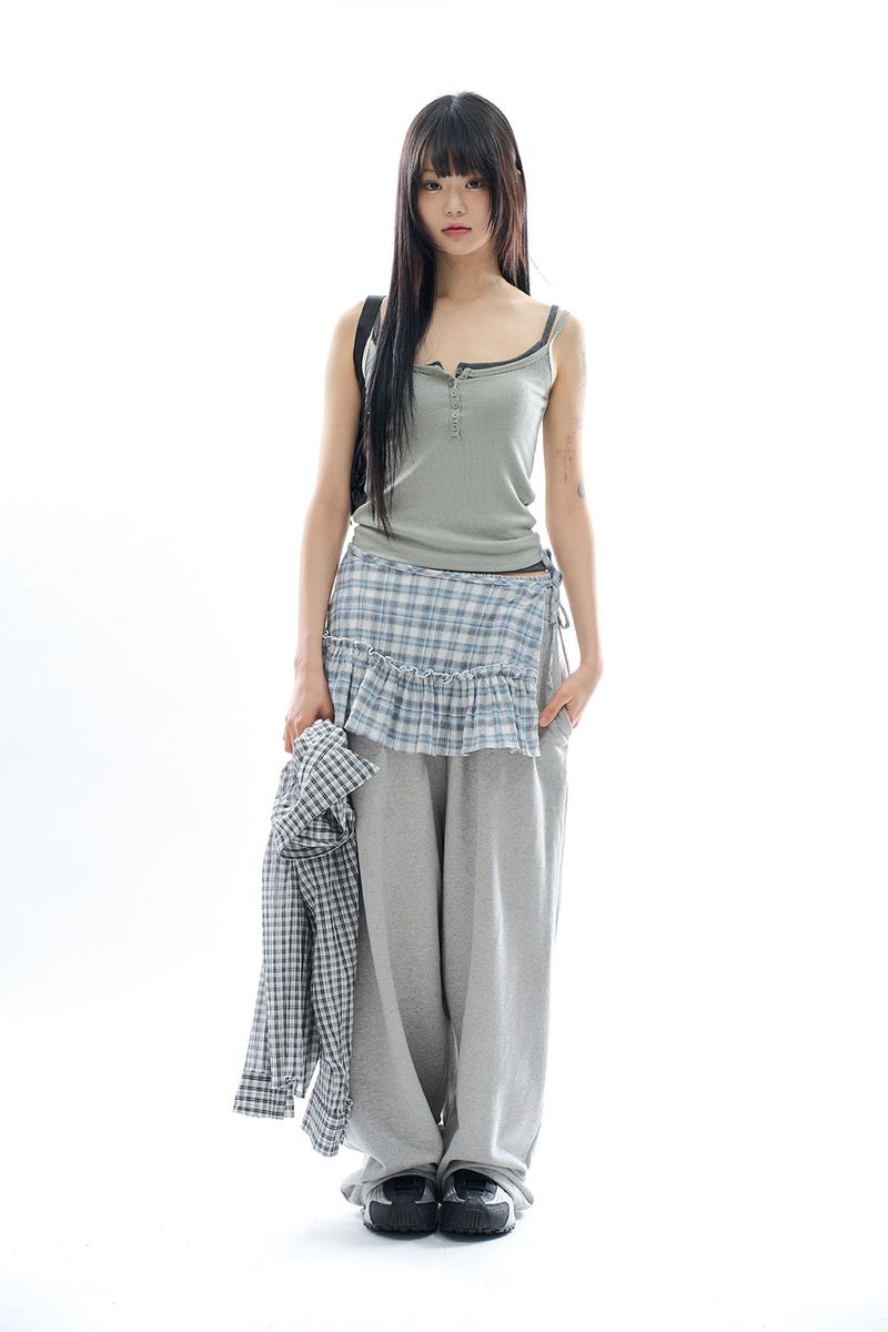 Raucohouse（ラウコハウス）の「Chica frill check wrap skirt（Skirts）」
