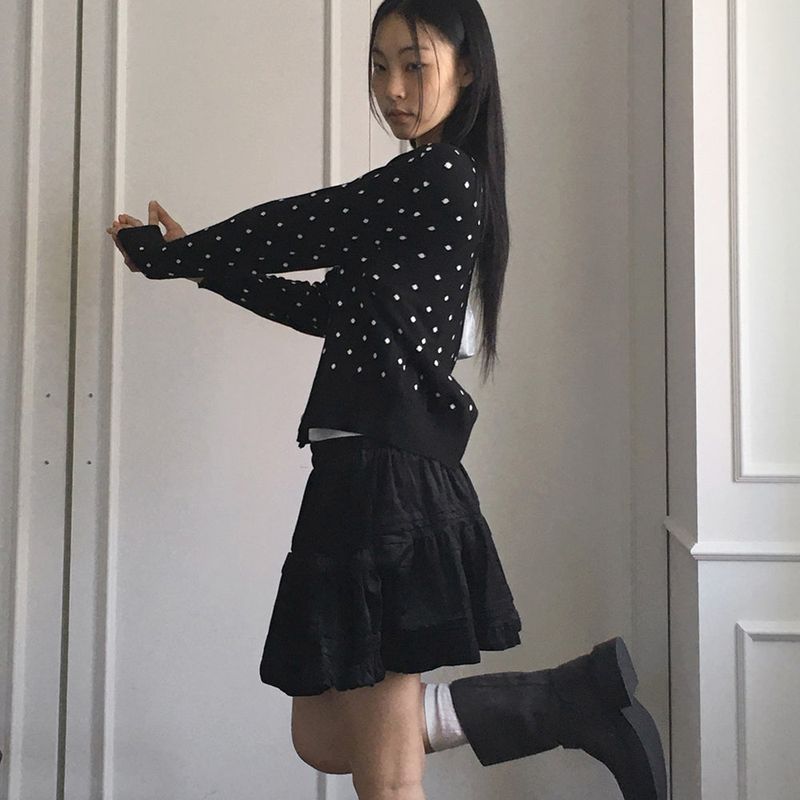 Hepo Dot Round Knit Cardigan