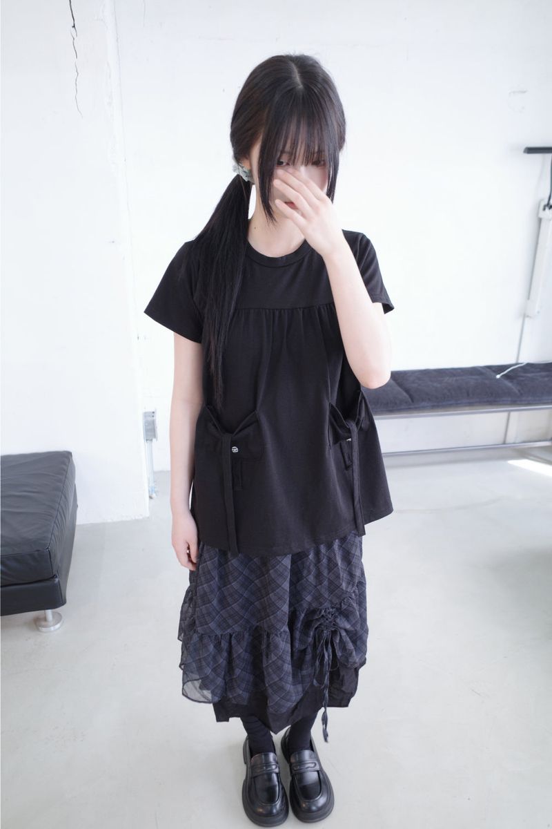 ポケットリボンTシャツ