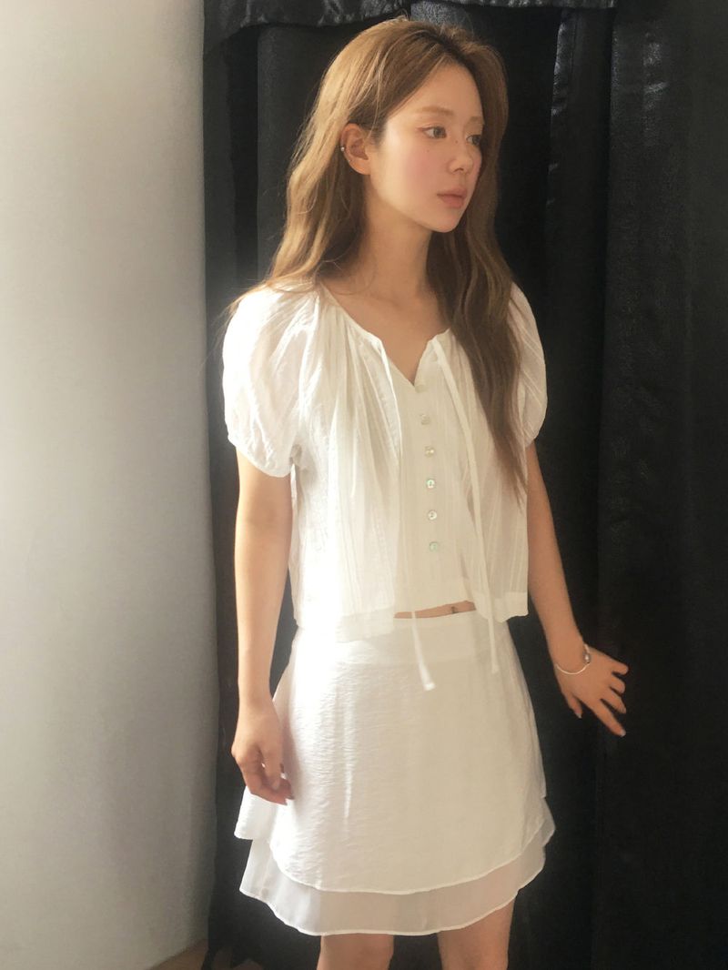 nobiyaka（ノビヤカ）の「Roma blouse（Tops）」