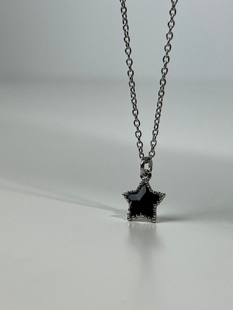Little star necklace