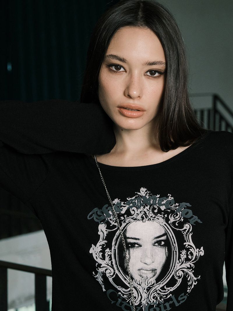 BADDIE L/S (BLACK)