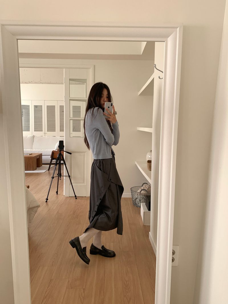 WOOL V-NECK CARDIGAN (5C)