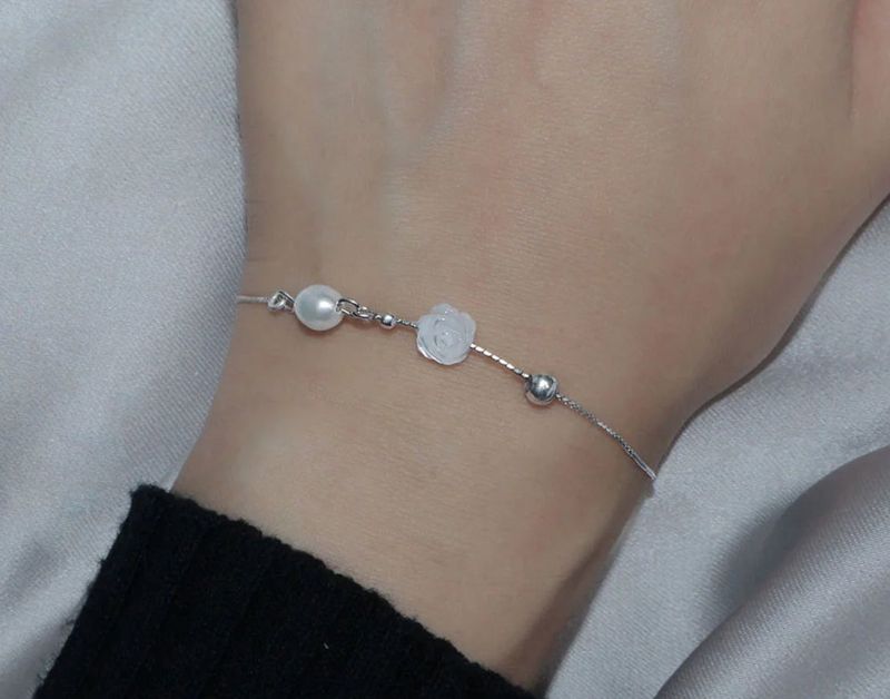 [MADE] rose petal trace bracelet