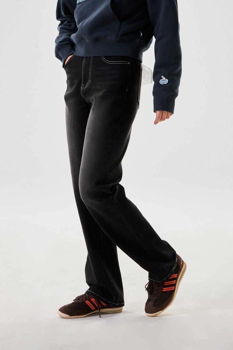 CHERRY SPAN SLIM-FIT DENIM PANTS [BLACK]