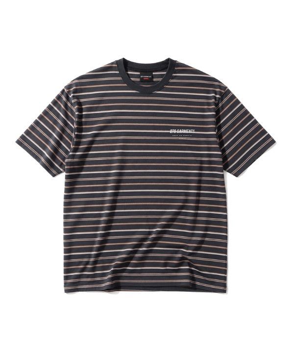 QT8 GARMENTS（キューティーエイトガーメント）の「LB ストライプ シンプルロゴ ウォッシュド Tシャツ (Charcoal)（トップス）」