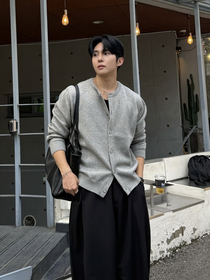 Ox over curved banding pants