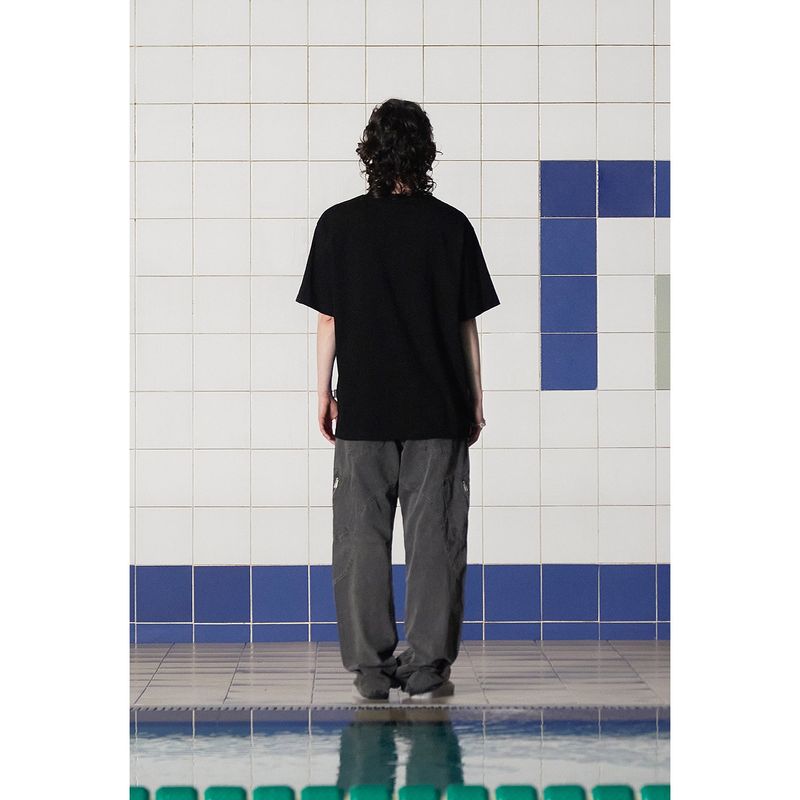 BUTTON LOGO T SHIRT / BLACK