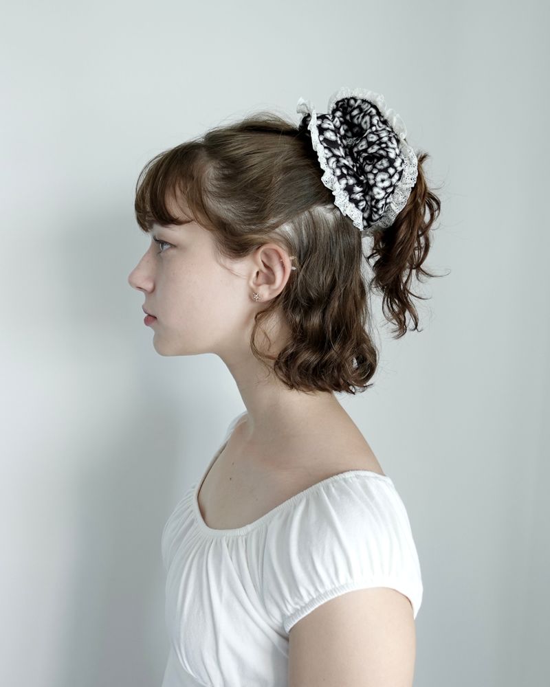 Leopard ruffle scrunchie 003