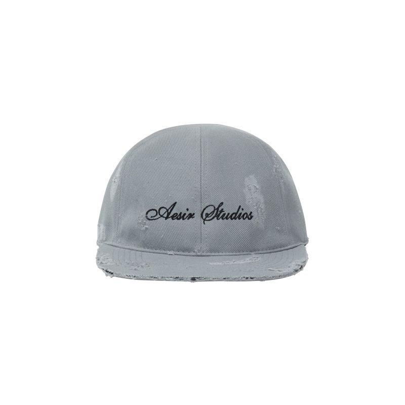 Aesir Studios（アースィア・スタジオ）の「UNISEX - Distressed - Cap（Hats）」