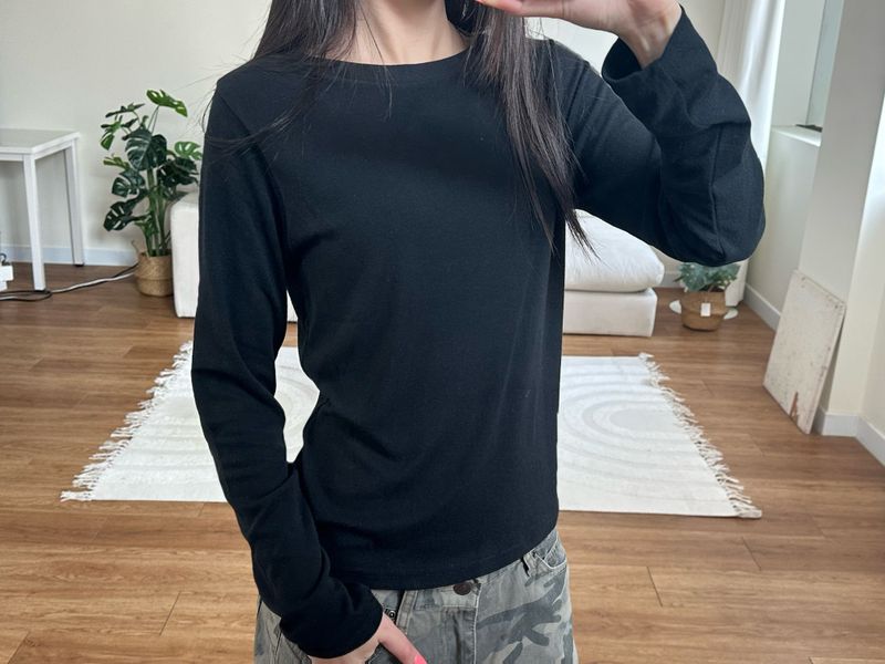 silky basic tee