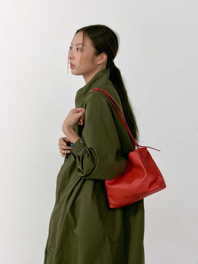 HASTA（ハスタ）の「Henry Strap Bag (Red)（Bags）」