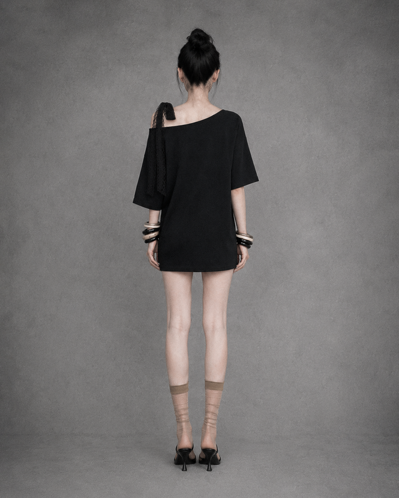 Iris Lace Ribbon Tee #Black(黑)