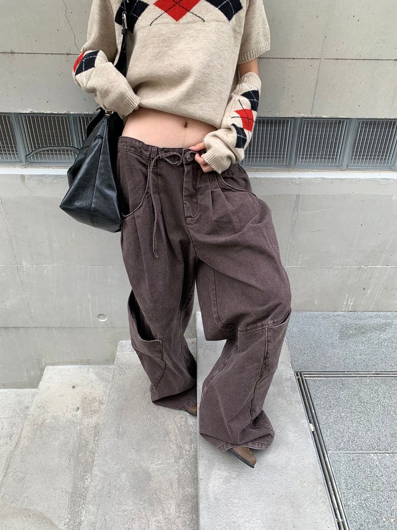 Edge curved pin tuck casual pants